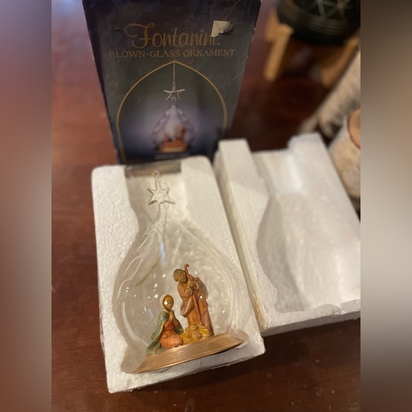 Fontanini Tree Design blown glass ornament the Holy Family - Picture 3 of 6